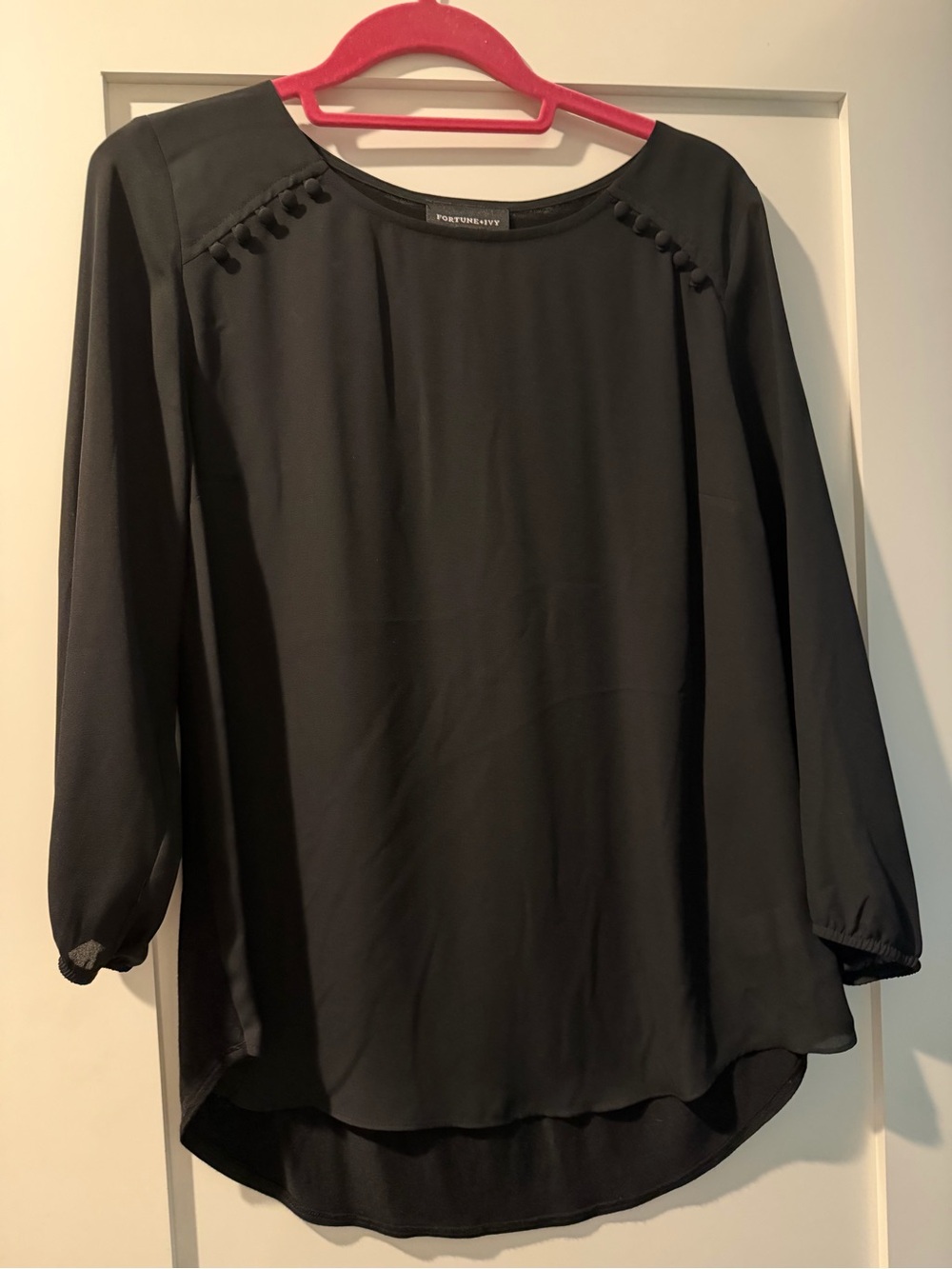Fortune+Ivy Black Long-Sleeve Blouse